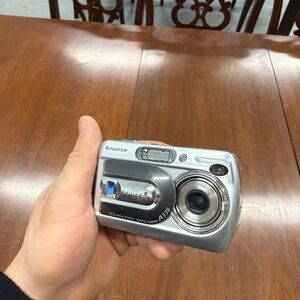 Fujifilm FinePix A310 Silver Camera